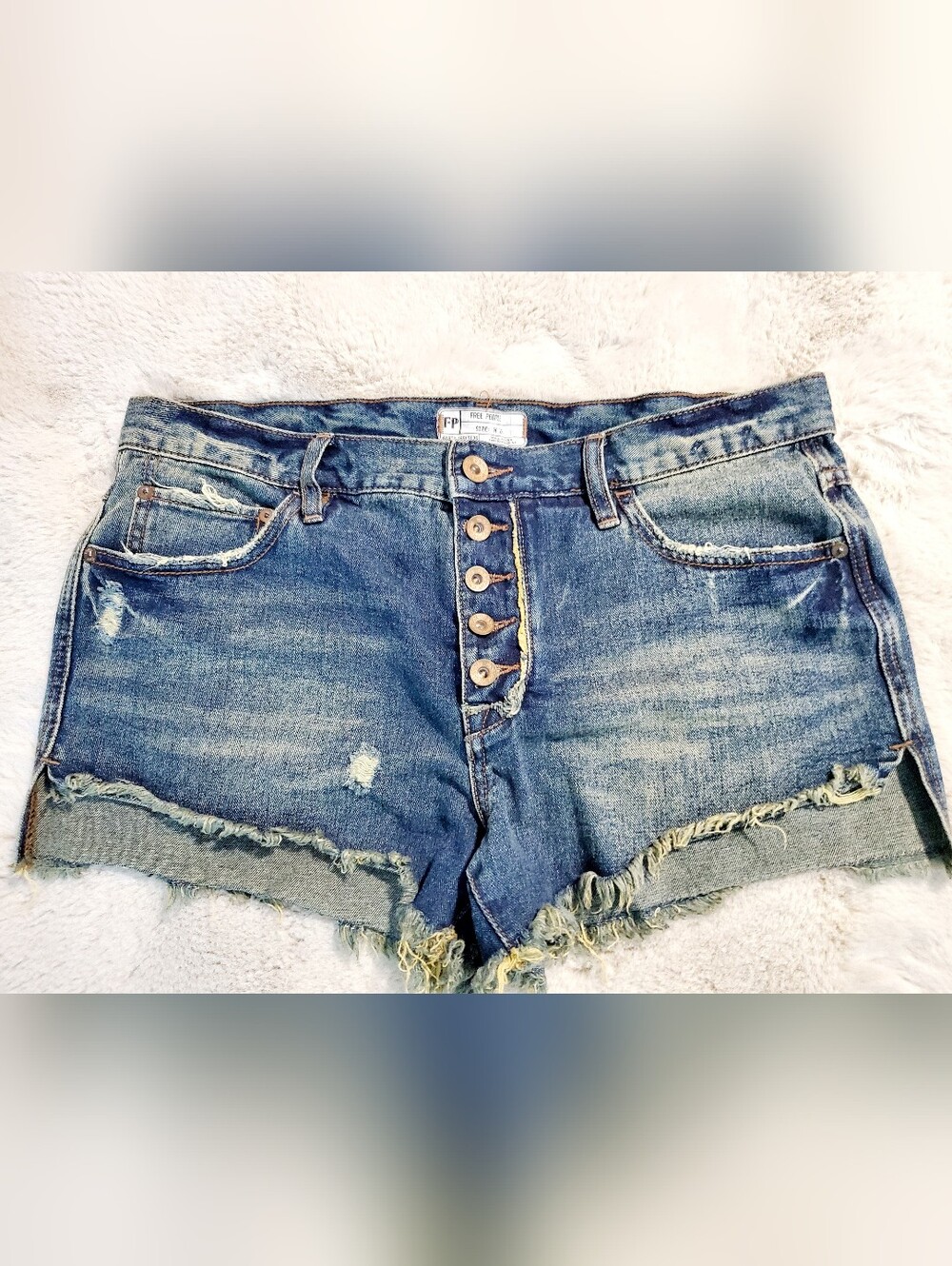 FREE PEOPLE Button Fly Distressed Denim Shorts Boho Festival Beach W29 - Picture 4 of 11